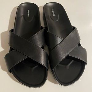 BIRDIES The Robin Sandals in Black Size 8